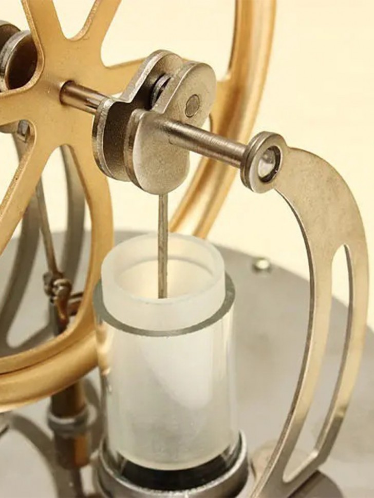 Экспериментальная модель двигателя Стирлинга, паровой двигатель на кружку
